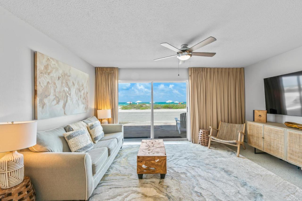 Beachfront 2 Bedroom Suite,947984935:JPEG